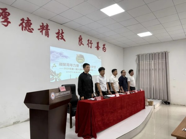 岳陽市江南通信職業(yè)技術學校有限公司,岳陽江南學校,岳陽江南通信學校,岳陽職業(yè)學校